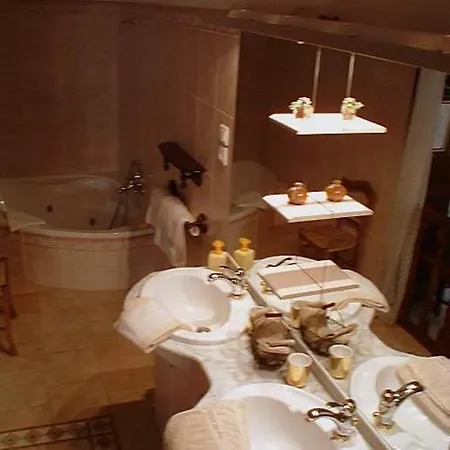 La Fontaine Des Arts Mansle-les-Fontaines