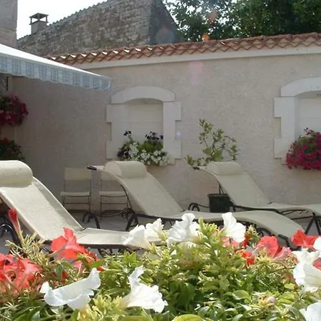 B&B La Fontaine Des Arts *