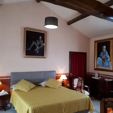 La Fontaine Des Arts Mansle-les-Fontaines